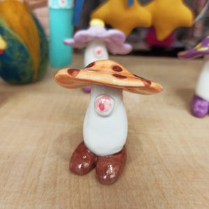 κεραμικό μανιταροξωτικό / ceramic mushroom-elf