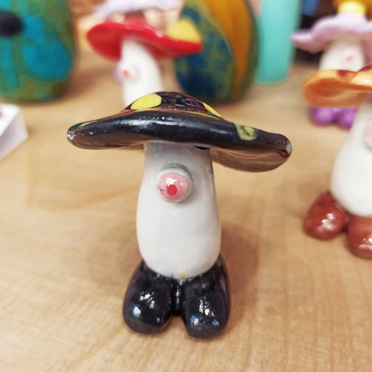 κεραμικό μανιταροξωτικό / ceramic mushroom-elf