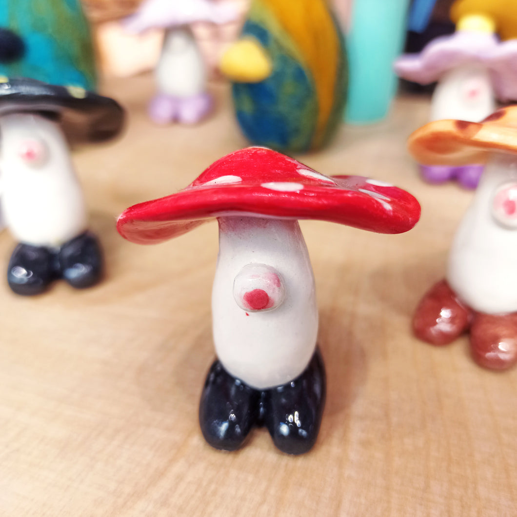 κεραμικό μανιταροξωτικό / ceramic mushroom-elf