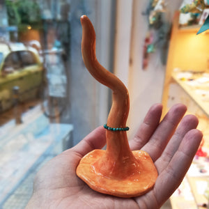 κεραμική καπελο-δακτυλιδιέρα / ceramic hat- ring holder